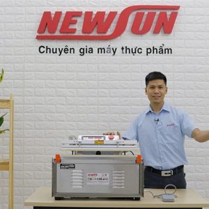 Máy Hút Chân Không Vòi Ngoài VS500 2 nhan-vien-may-hut-chan-khong-voi-ngoai-ns-vs500