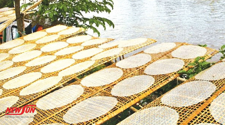 Hướng dẫn 4 cách bảo quản bánh tráng phơi sương đơn giản 12 cách bảo quản bánh tráng phơi sương, phơi bánh